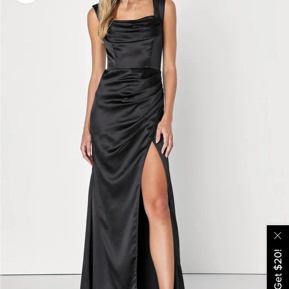 Lulus Stunning Arrival Black Satin Off-The-Shoulder Maxi Dress Medium Brand New - Picture 1 of 6